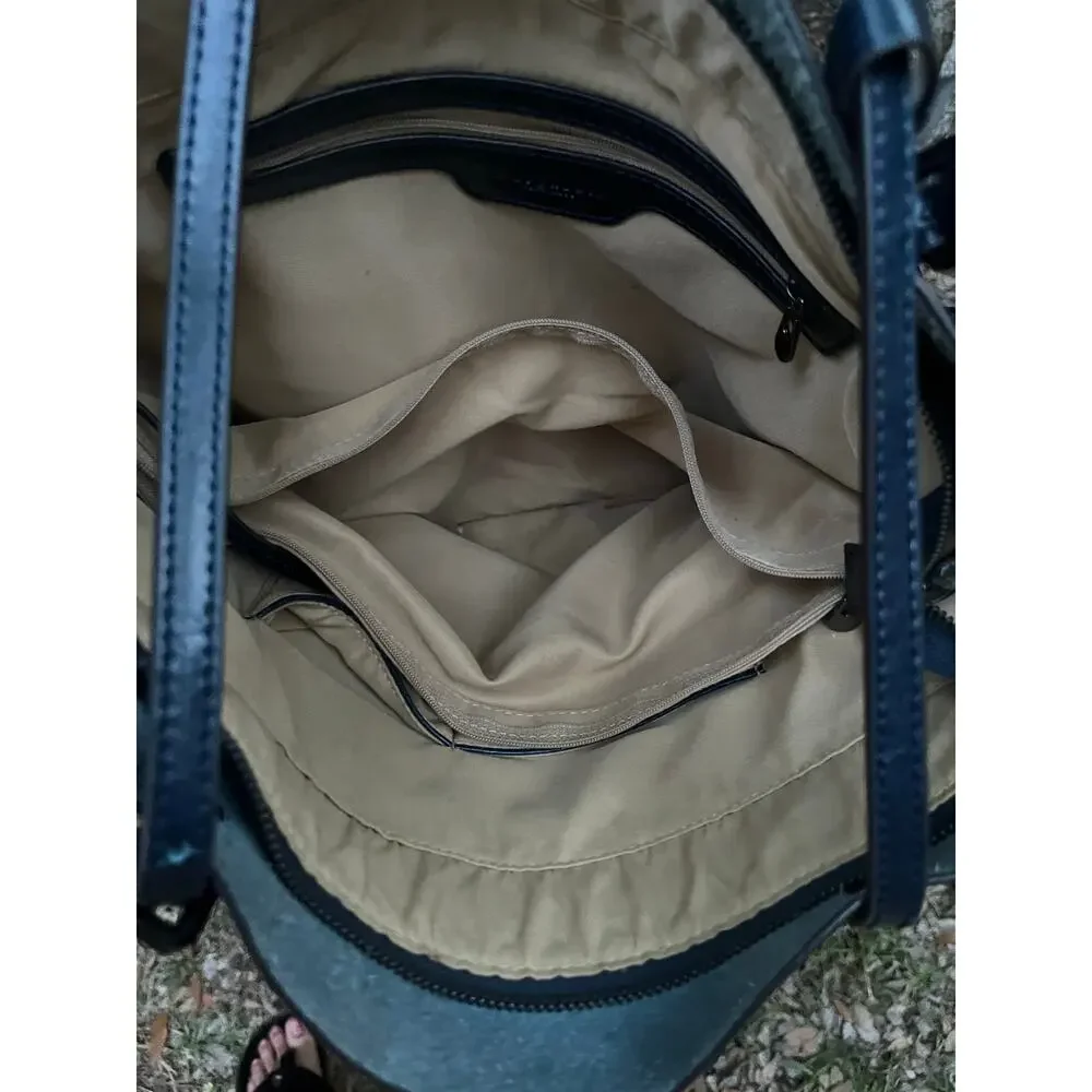 Borgasets Leather Tote Bag Navy - Picture 4 of 11